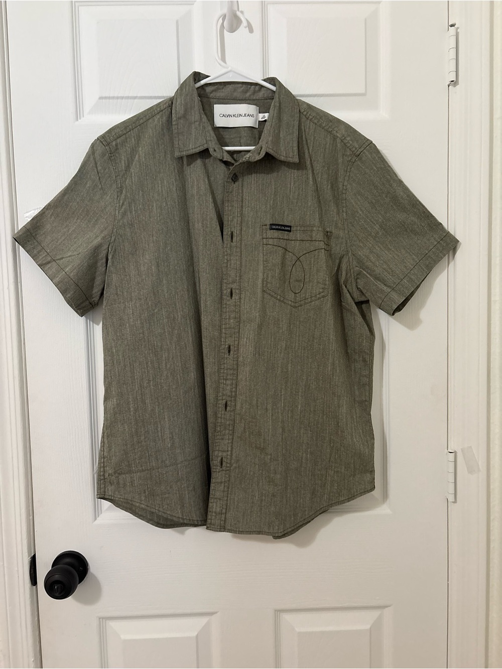 Calvin Klein Jeans Men's Short Sleeve Button-Down Shirt in Olive Green